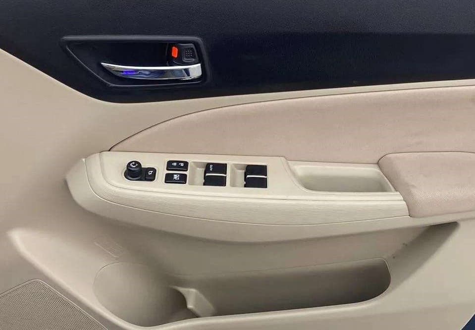 2021 Maruti Dzire VXI, Petrol, Manual, 9,506 km, Driver Side Door Panels Control