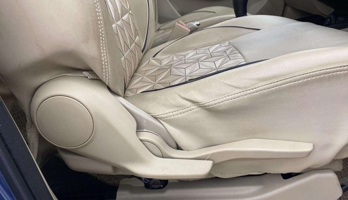 2021 Maruti Dzire VXI, Petrol, Manual, 9,506 km, Driver Side Adjustment Panel