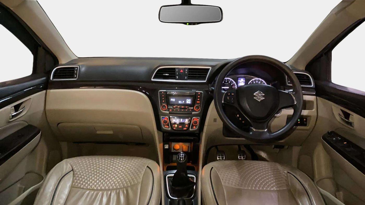 2017 Maruti Ciaz ZETA 1.4  MT PETROL, Petrol, Manual, 67,185 km, Dashboard