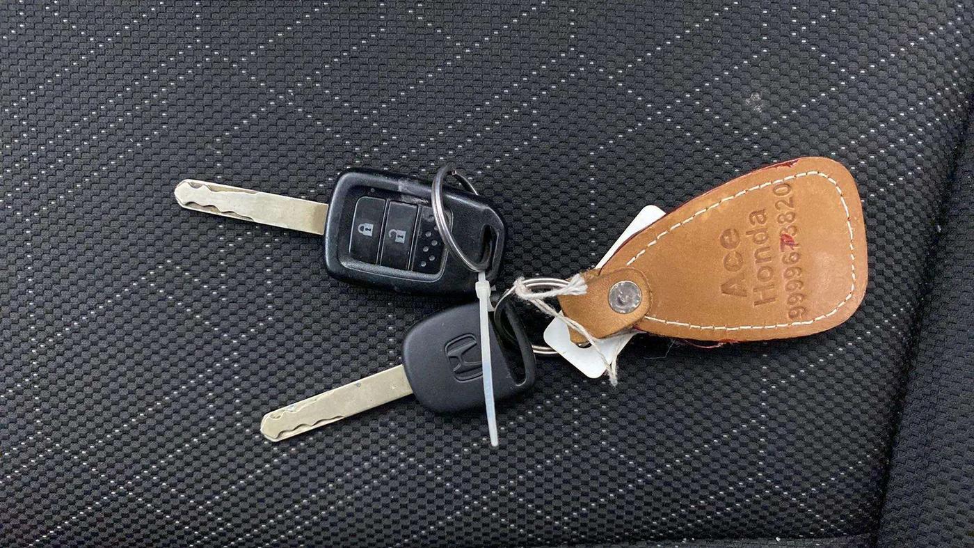 2017 Honda Jazz 1.2L I-VTEC VX, Petrol, Manual, 51,645 km, Key Close Up