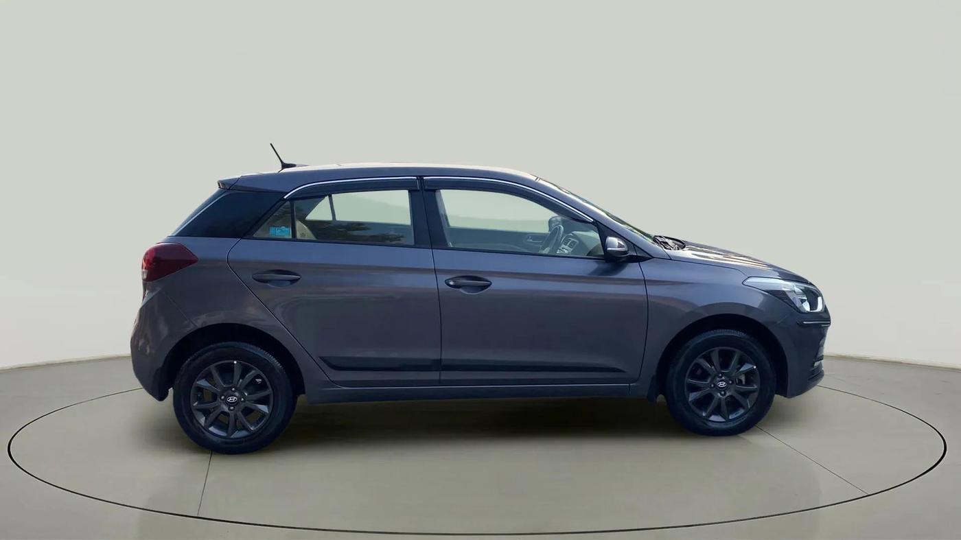 2019 Hyundai Elite i20 SPORTZ PLUS 1.2, Petrol, Manual, 21,523 km, Right Side View