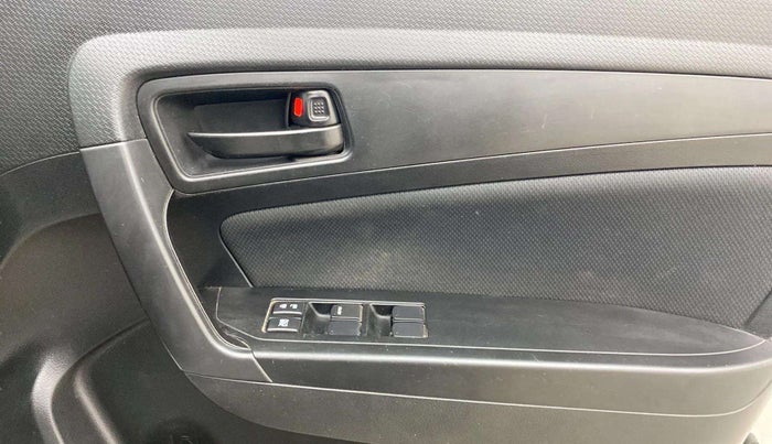 2020 Maruti Vitara Brezza VXI, Petrol, Manual, 63,045 km, Driver Side Door Panels Control