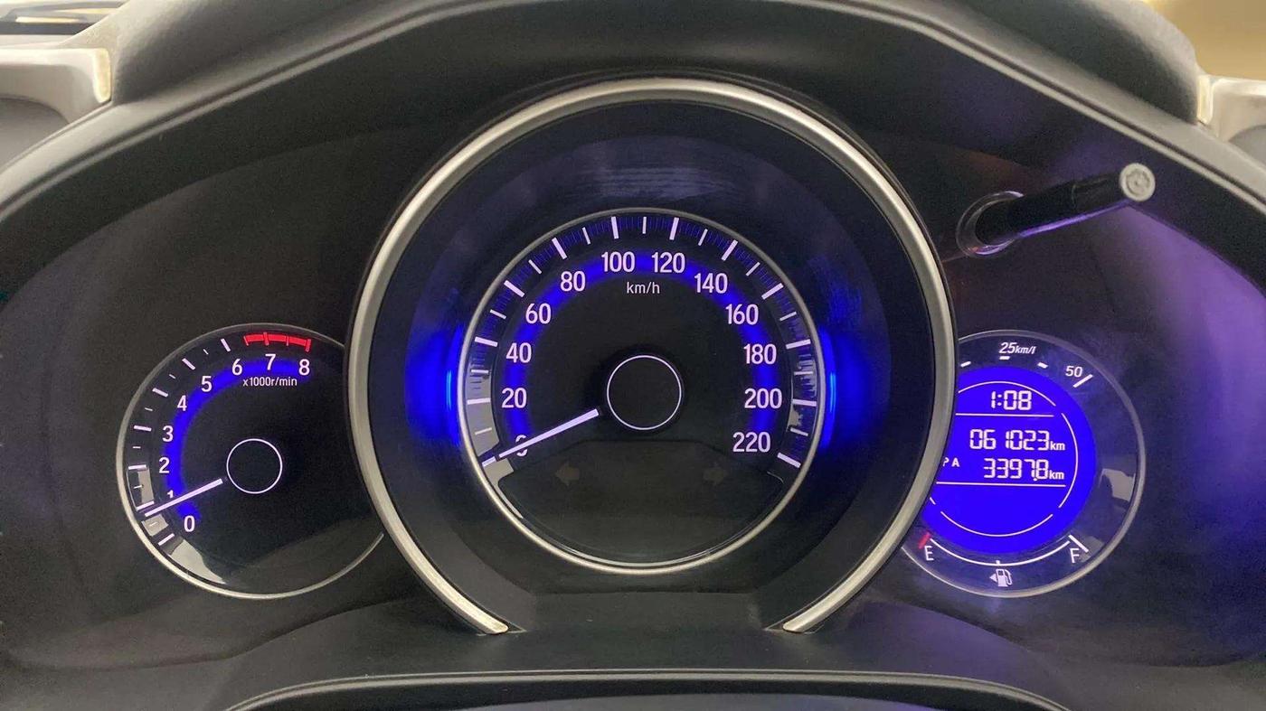 2017 Honda Jazz 1.2L I-VTEC SV, CNG, Manual, 61,100 km, Odometer Image