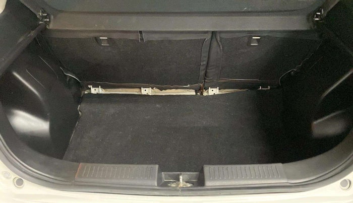 2023 Maruti Baleno ALPHA PETROL 1.2, Petrol, Manual, 15,979 km, Boot Inside