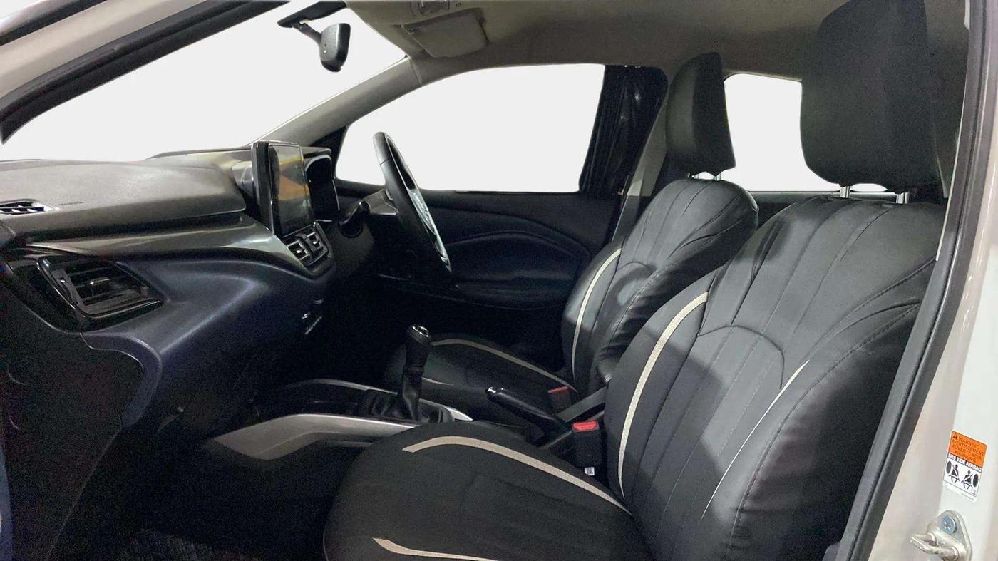 2023 Maruti Baleno ALPHA PETROL 1.2, Petrol, Manual, 15,979 km, Right Side Front Door Cabin