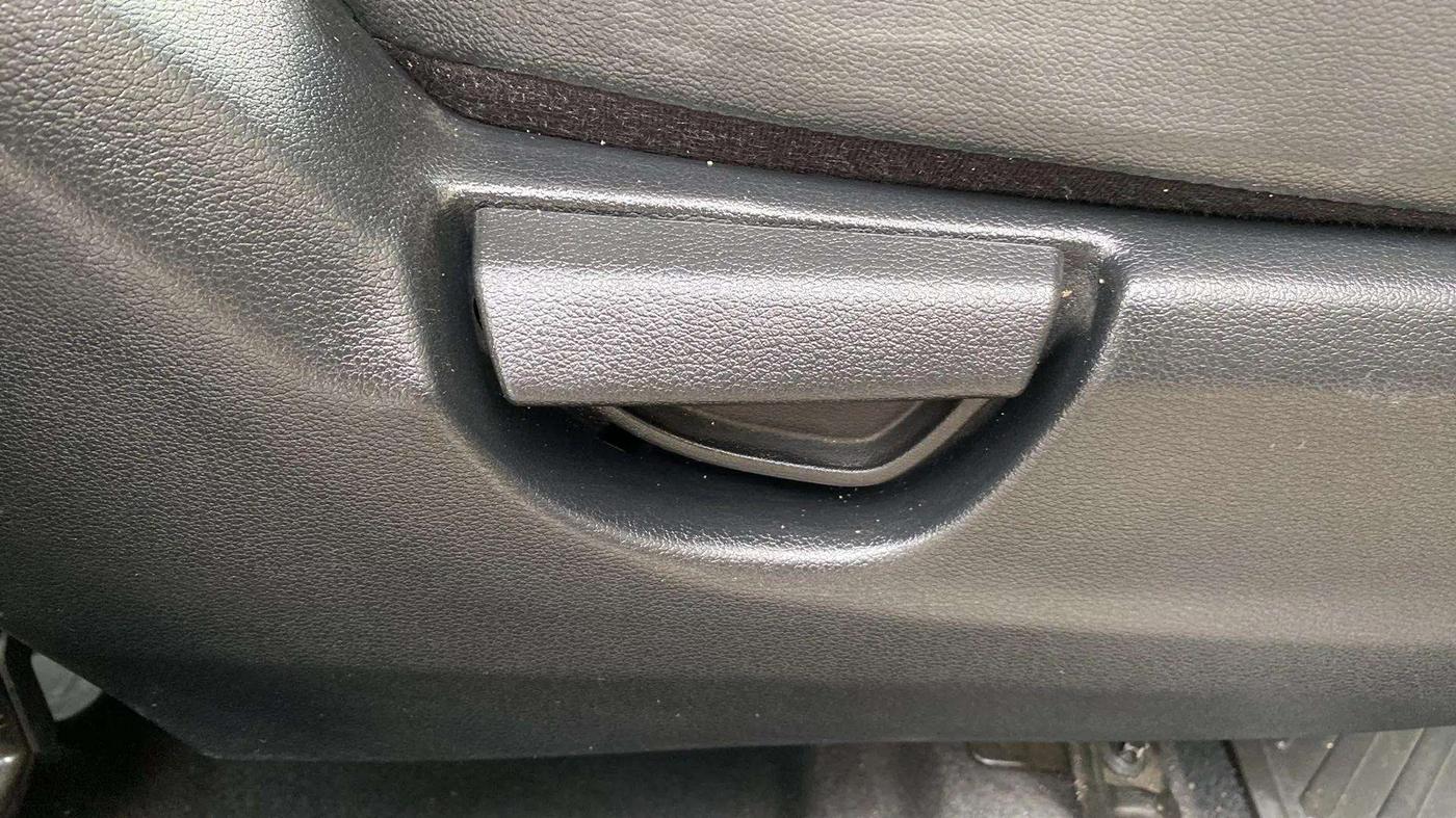 2021 Hyundai NEW SANTRO MAGNA, Petrol, Manual, 9,397 km, Driver Side Adjustment Panel