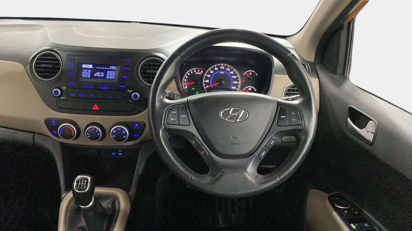 2016 Hyundai Grand i10 ASTA (O) 1.2 KAPPA VTVT, Petrol, Manual, 47,699 km, Steering Wheel Close Up