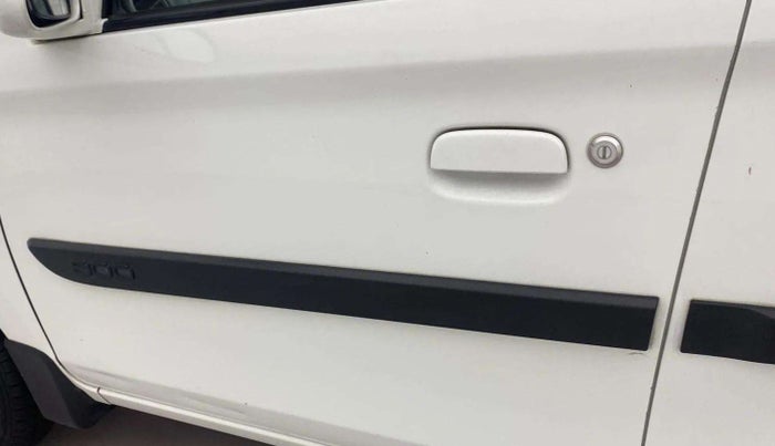 2013 Maruti Alto 800 LXI, Petrol, Manual, 54,097 km, Front passenger door - Slightly dented