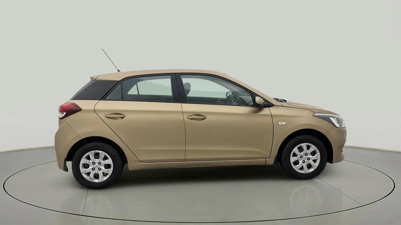2014 Hyundai Elite i20 MAGNA 1.2, CNG, Manual, 89,308 km, Right Side View