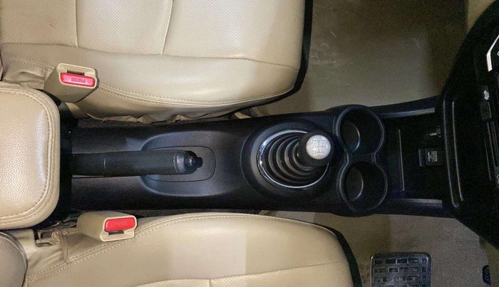 2018 Honda Amaze 1.2L I-VTEC S, Petrol, Manual, 48,642 km, Gear Lever