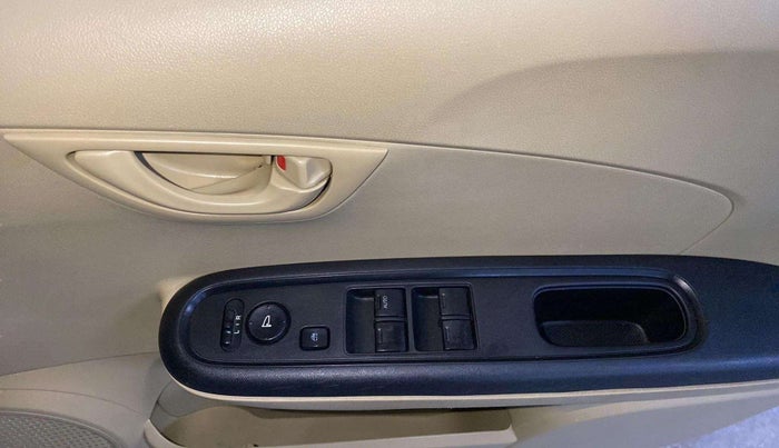 2018 Honda Amaze 1.2L I-VTEC S, Petrol, Manual, 48,642 km, Driver Side Door Panels Control