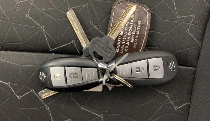 2018 Maruti IGNIS ZETA 1.2, Petrol, Manual, 54,363 km, Key Close Up