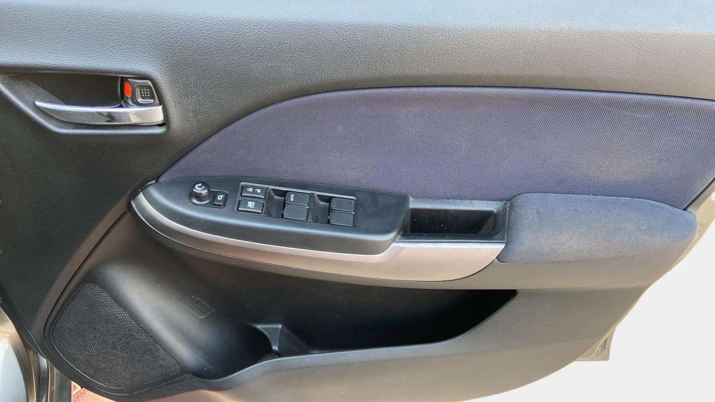 2020 Maruti Baleno DELTA PETROL 1.2, Petrol, Manual, 30,021 km, Driver Side Door Panels Control