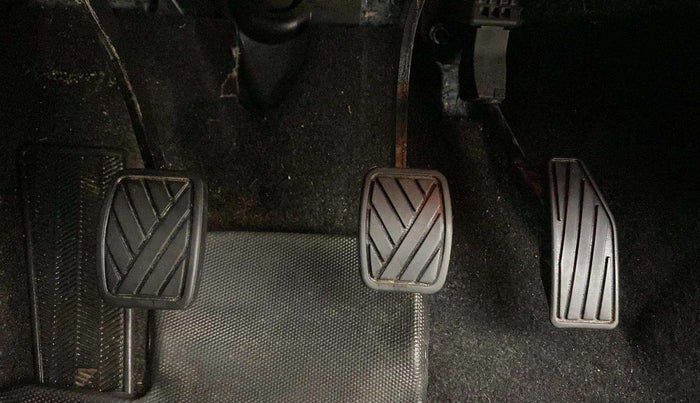 2022 Maruti Baleno ALPHA PETROL 1.2, Petrol, Manual, 56,474 km, Pedals