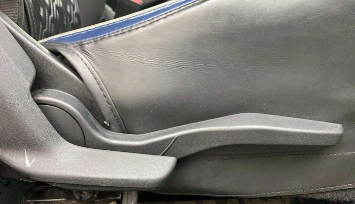 2022 Maruti Baleno ALPHA PETROL 1.2, Petrol, Manual, 56,474 km, Driver Side Adjustment Panel