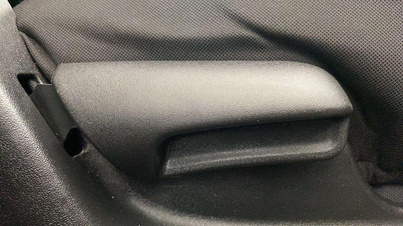2020 Maruti Vitara Brezza VXI, Petrol, Manual, 31,906 km, Driver Side Adjustment Panel