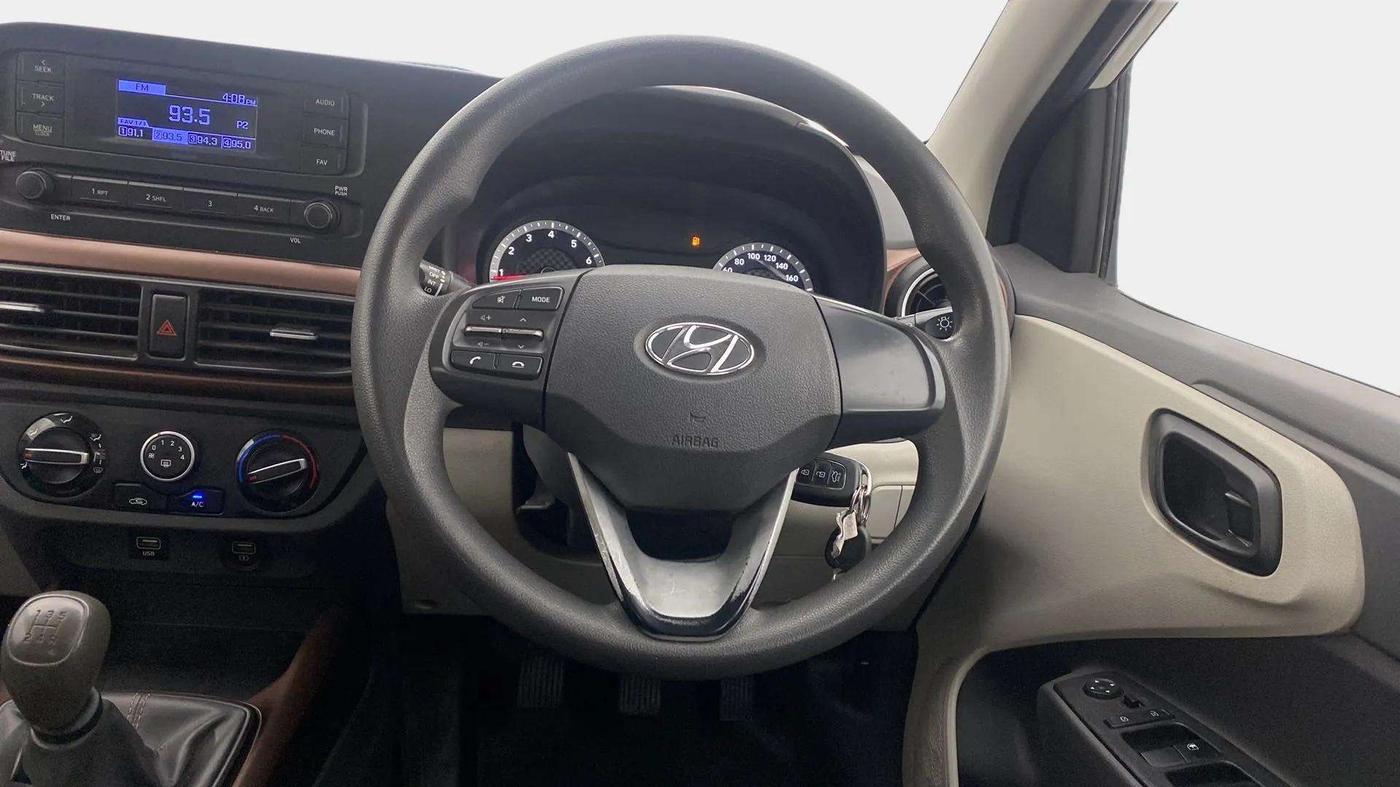 2020 Hyundai AURA S 1.2, Petrol, Manual, 47,954 km, Steering Wheel Close Up