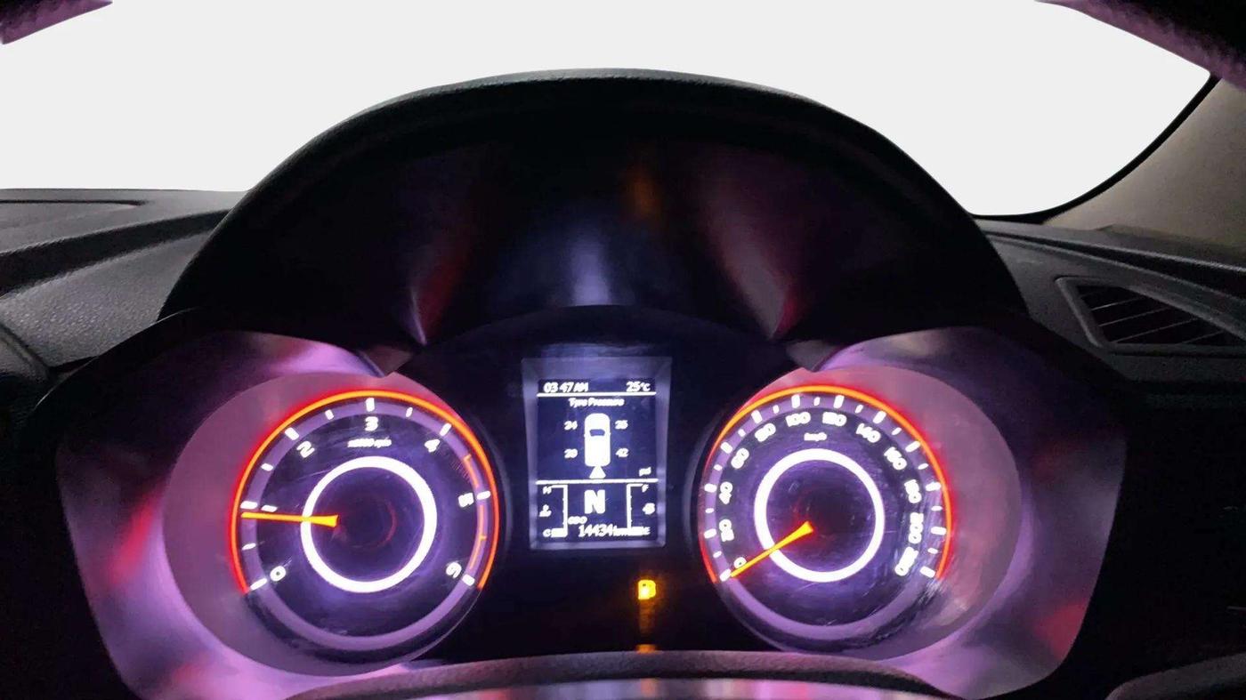 2023 Mahindra XUV300 W6 1.5 Diesel, Diesel, Manual, 14,902 km, Odometer Image