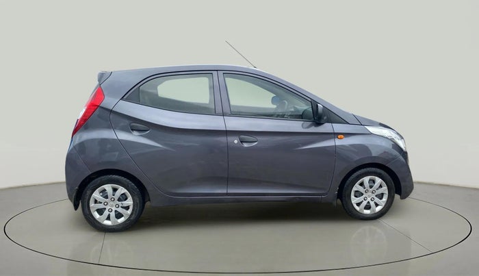 2016 Hyundai Eon MAGNA + AIRBAG, Petrol, Manual, 41,898 km, Right Side