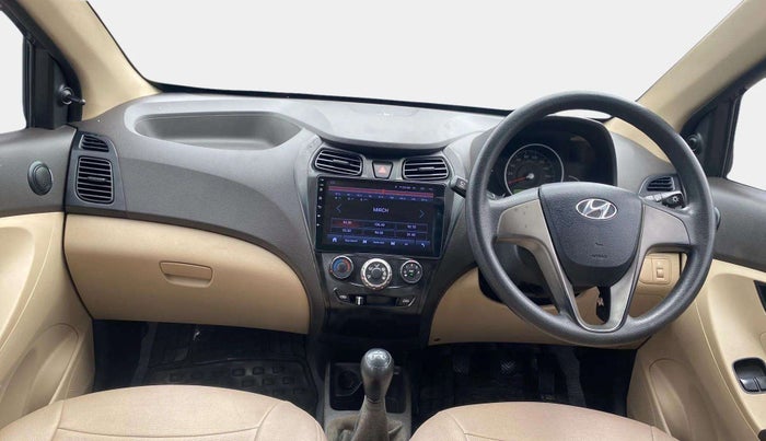 2016 Hyundai Eon MAGNA + AIRBAG, Petrol, Manual, 41,898 km, Dashboard