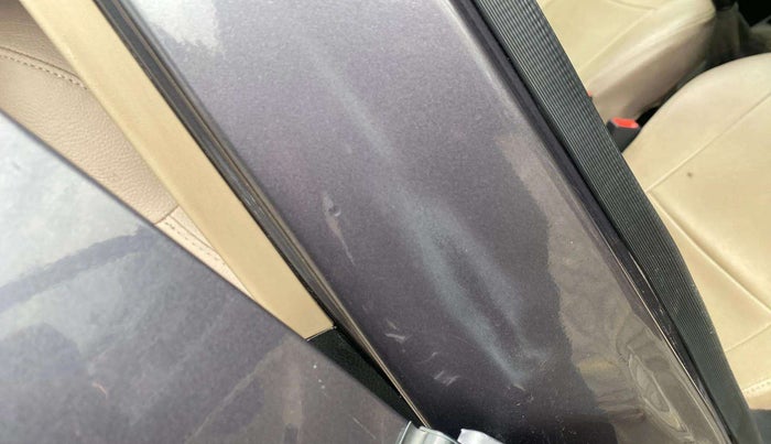 2016 Hyundai Eon MAGNA + AIRBAG, Petrol, Manual, 41,898 km, Right B pillar - Paint is slightly faded