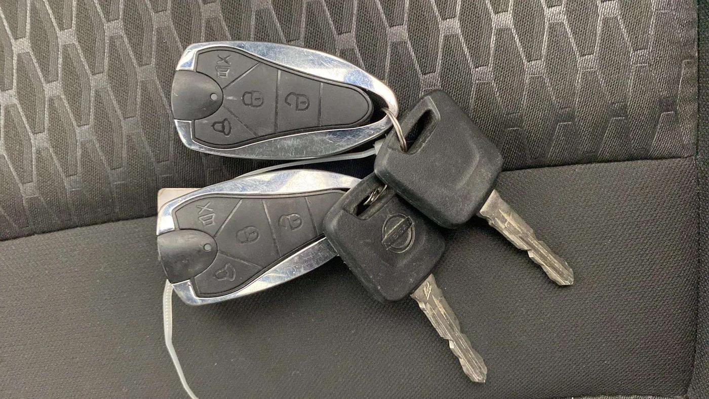 2023 Nissan MAGNITE XE, Petrol, Manual, 2,926 km, Key Close Up