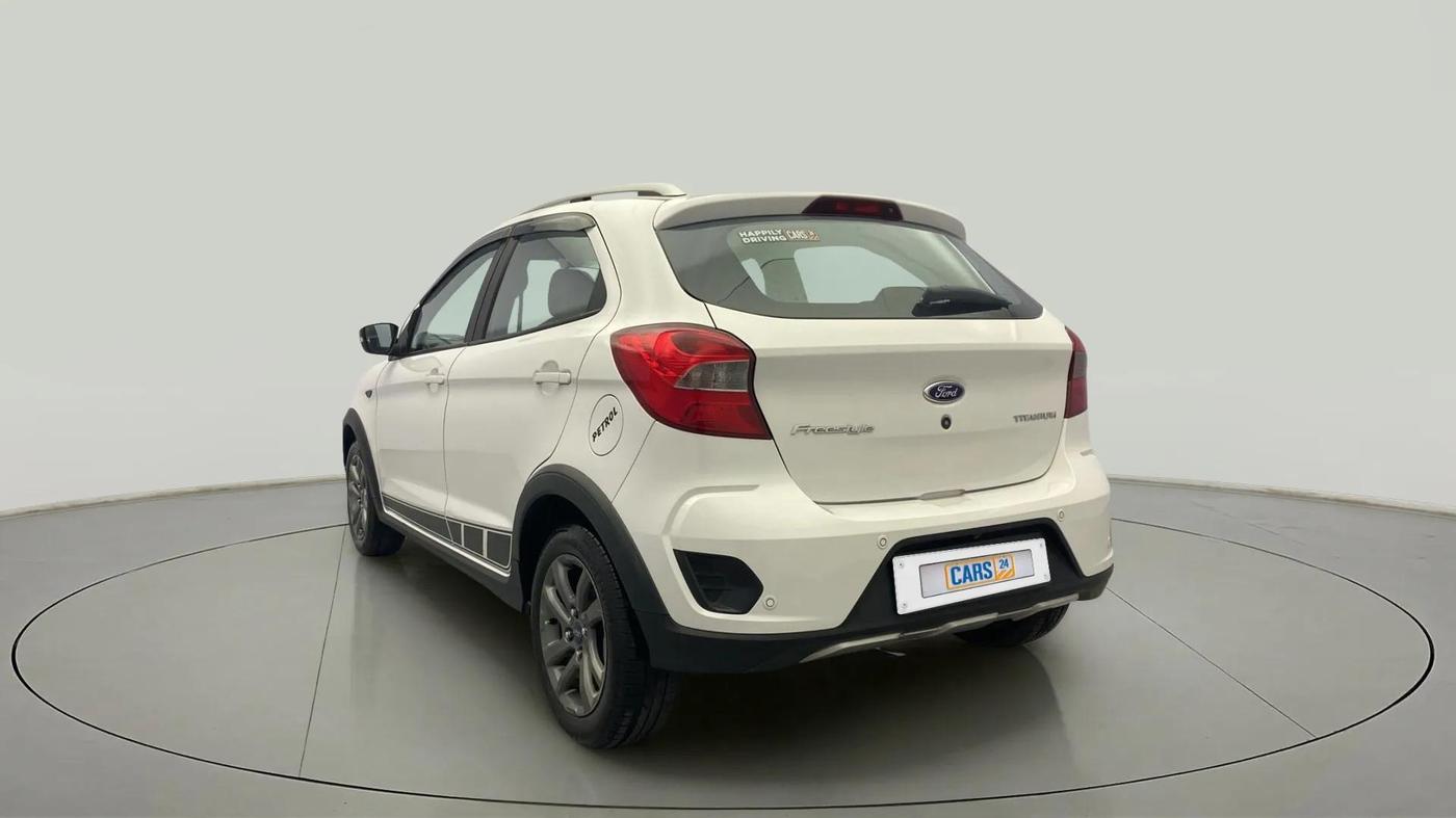 2018 Ford FREESTYLE TITANIUM 1.2 PETROL, Petrol, Manual, 76,076 km, Left Back Diagonal