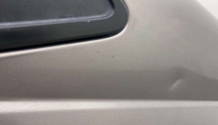 2018 Datsun Redi Go T (O), Petrol, Manual, 27,854 km, Right fender - Slightly dented