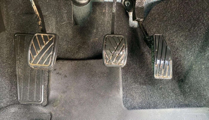 2023 Maruti Baleno ZETA PETROL 1.2, Petrol, Manual, 21,970 km, Pedals