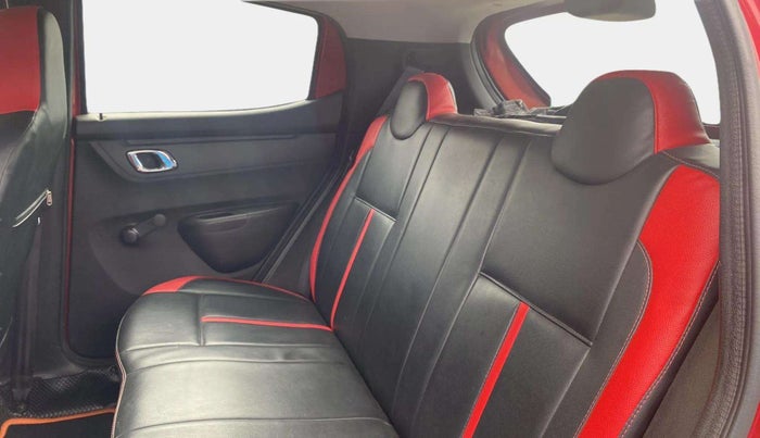 2019 Renault Kwid RXT 1.0 AMT (O), Petrol, Automatic, 22,374 km, Right Side Rear Door Cabin