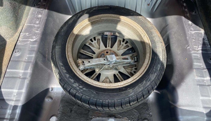 2019 Honda City 1.5L I-VTEC ZX, Petrol, Manual, 59,985 km, Dicky (Boot door) - Tool missing