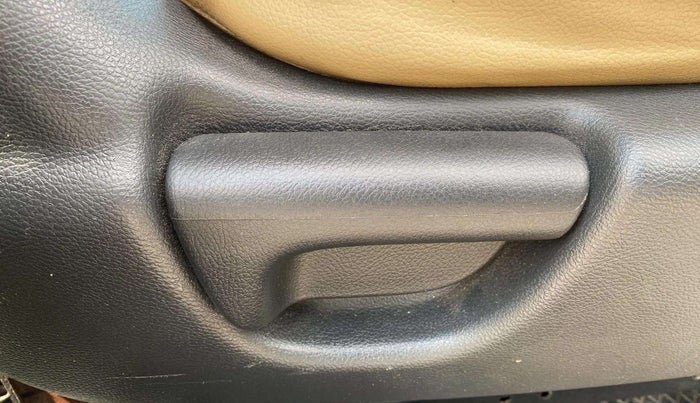 2019 Honda City 1.5L I-VTEC ZX, Petrol, Manual, 59,985 km, Driver Side Adjustment Panel