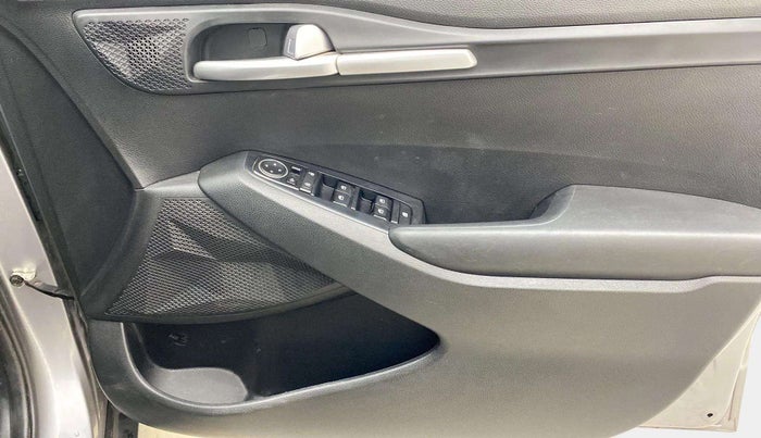 2019 KIA SELTOS HTK PLUS 1.5, Petrol, Manual, 64,624 km, Driver Side Door Panels Control