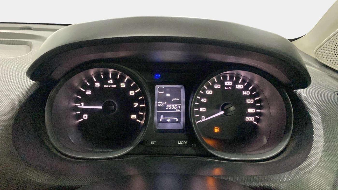 2017 Tata Tiago XT PETROL, Petrol, Manual, 40,015 km, Odometer Image
