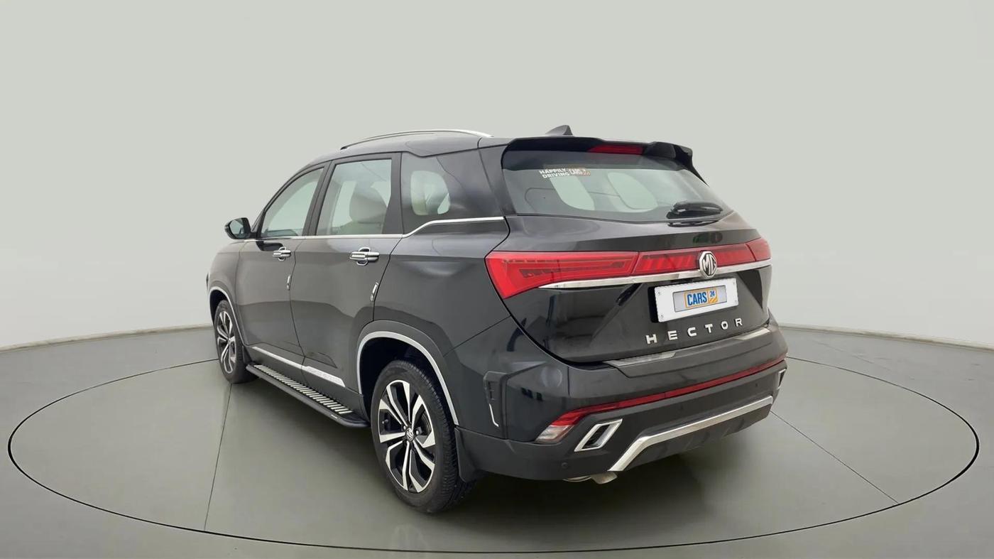 2023 MG HECTOR SHARP PRO 1.5 TURBO MT PETROL, Petrol, Manual, 14,571 km, Left Back Diagonal