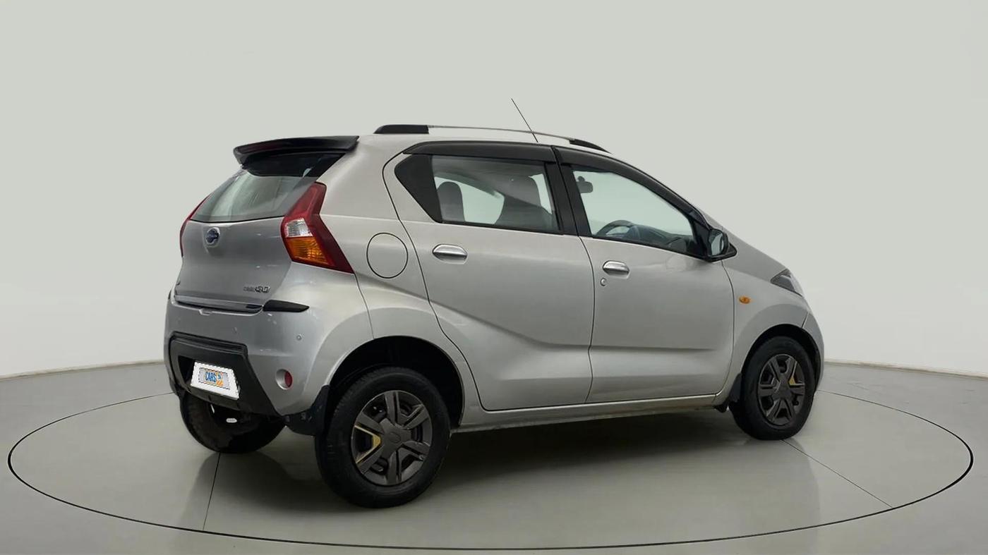 2017 Datsun Redi Go GOLD LIMITED EDITION, Petrol, Manual, 33,419 km, Right Back Diagonal