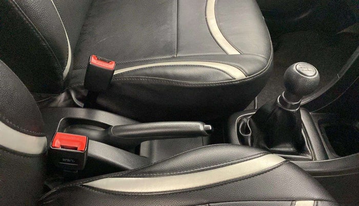 2017 Maruti Swift LXI (O), Petrol, Manual, 27,233 km, Gear Lever