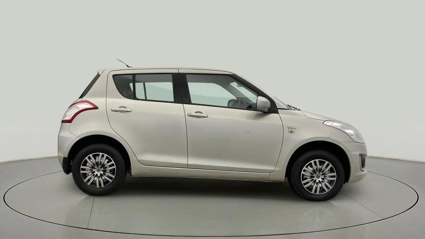 2017 Maruti Swift LXI (O), Petrol, Manual, 27,233 km, Right Side View
