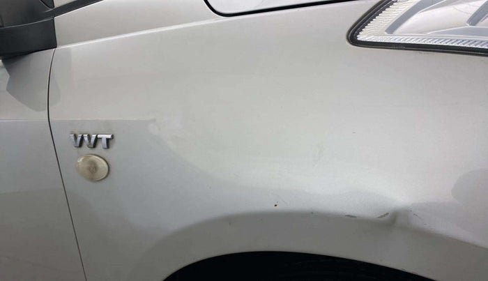 2017 Maruti Swift LXI (O), Petrol, Manual, 27,233 km, Right fender - Slightly dented