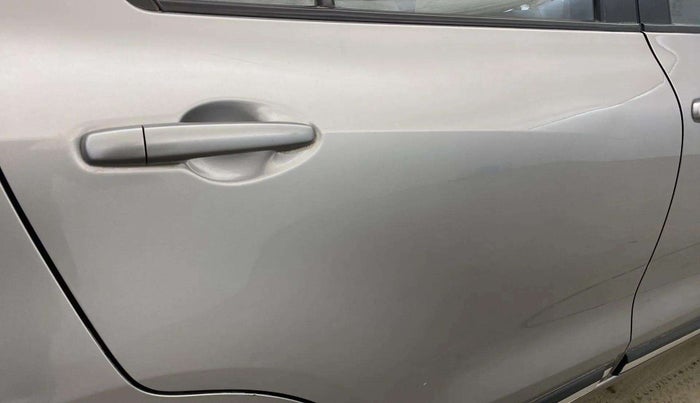 2021 Maruti Dzire VXI, Petrol, Manual, 29,616 km, Right rear door - Minor scratches