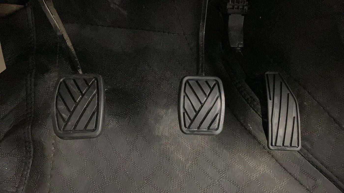 2021 Maruti Dzire VXI, Petrol, Manual, 29,616 km, Pedals