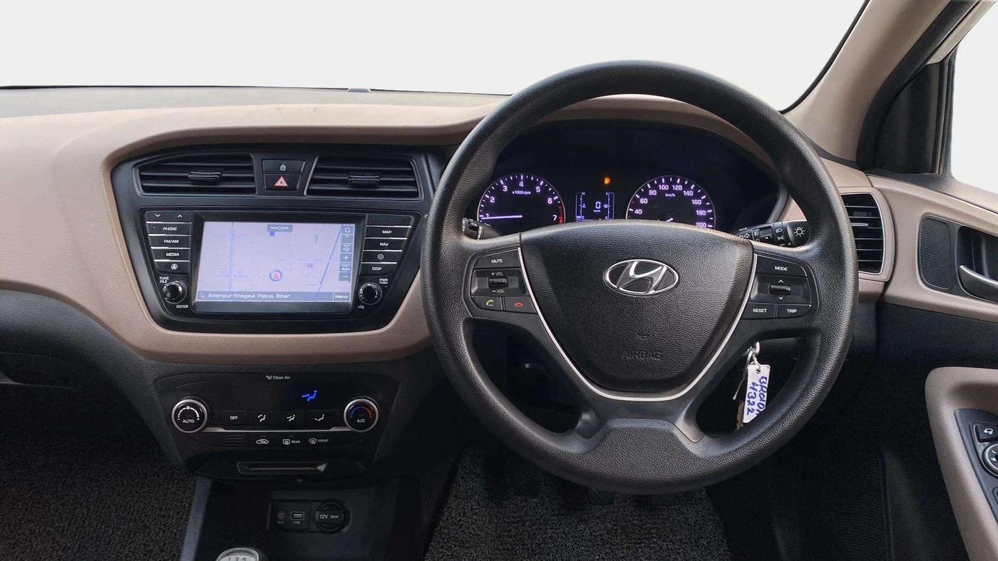 2017 Hyundai Elite i20 ASTA 1.2, Petrol, Manual, 27,443 km, Air Conditioner