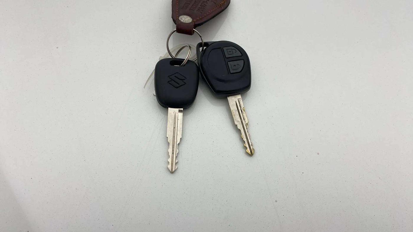 2019 Maruti Alto VXI, Petrol, Manual, 44,417 km, Key Close Up