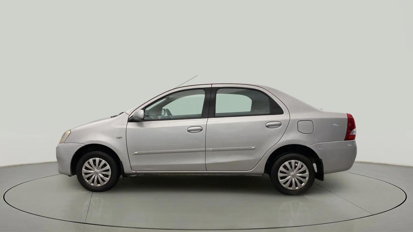 2013 Toyota Etios G, Petrol, Manual, 76,306 km, Left Side