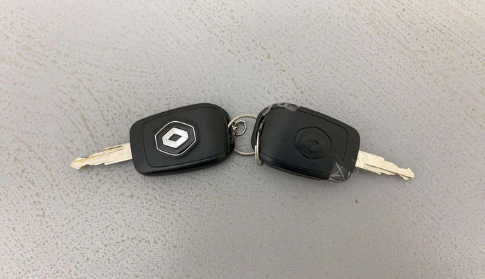 2018 Renault Kwid CLIMBER 1.0 AMT, Petrol, Automatic, 24,365 km, Key Close Up