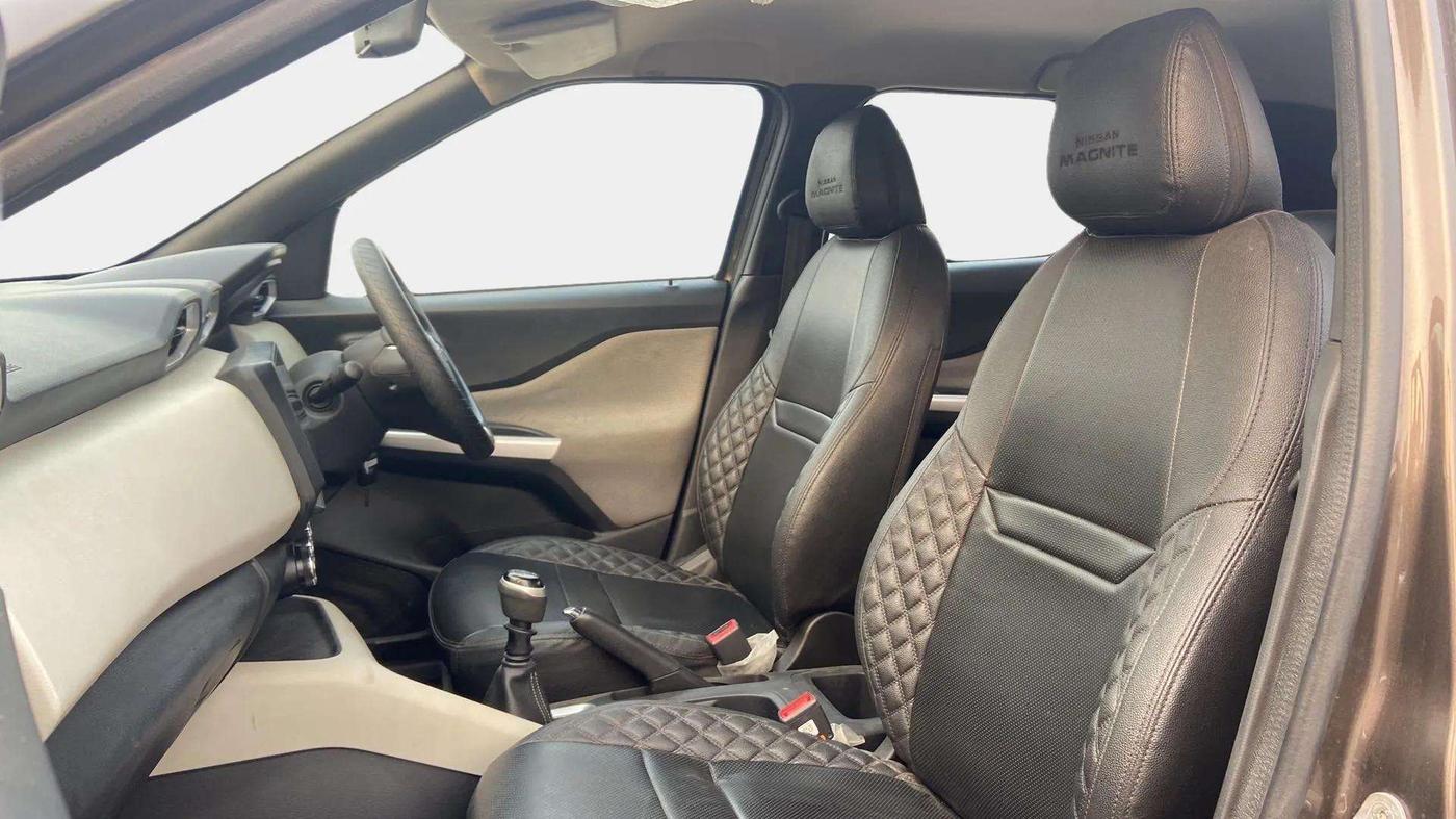 2022 Nissan MAGNITE XL, Petrol, Manual, 43,075 km, Right Side Front Door Cabin