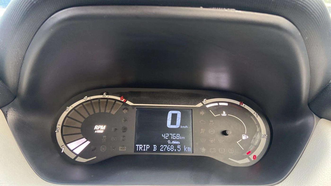 2022 Nissan MAGNITE XL, Petrol, Manual, 43,075 km, Odometer Image
