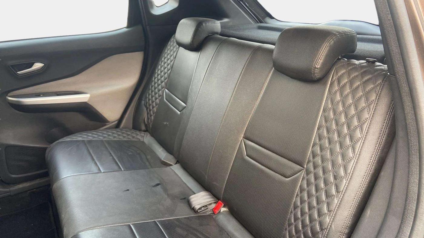 2022 Nissan MAGNITE XL, Petrol, Manual, 43,075 km, Right Side Rear Door Cabin