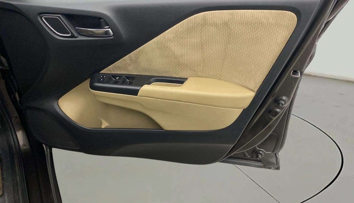 2017 Honda City 1.5L I-VTEC V MT, Petrol, Manual, 39,494 km, Driver Side Door Panels Control