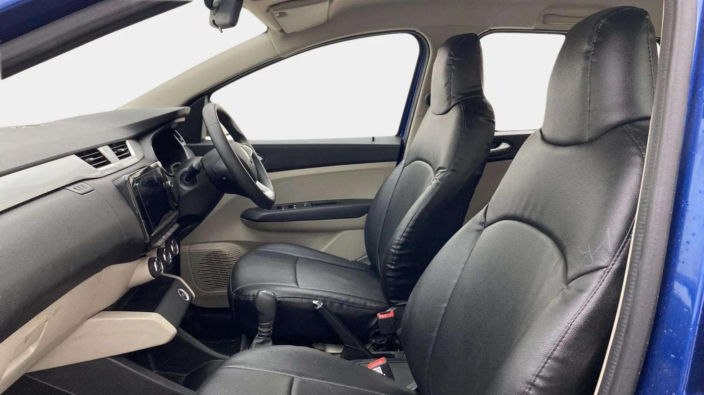 2021 Renault TRIBER RXZ AMT, Petrol, Automatic, 24,113 km, Right Side Front Door Cabin